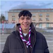 Monitor de tiempo libre y profesor de inglés de todos los cursos de primaria y primeros cursos de la ESO.